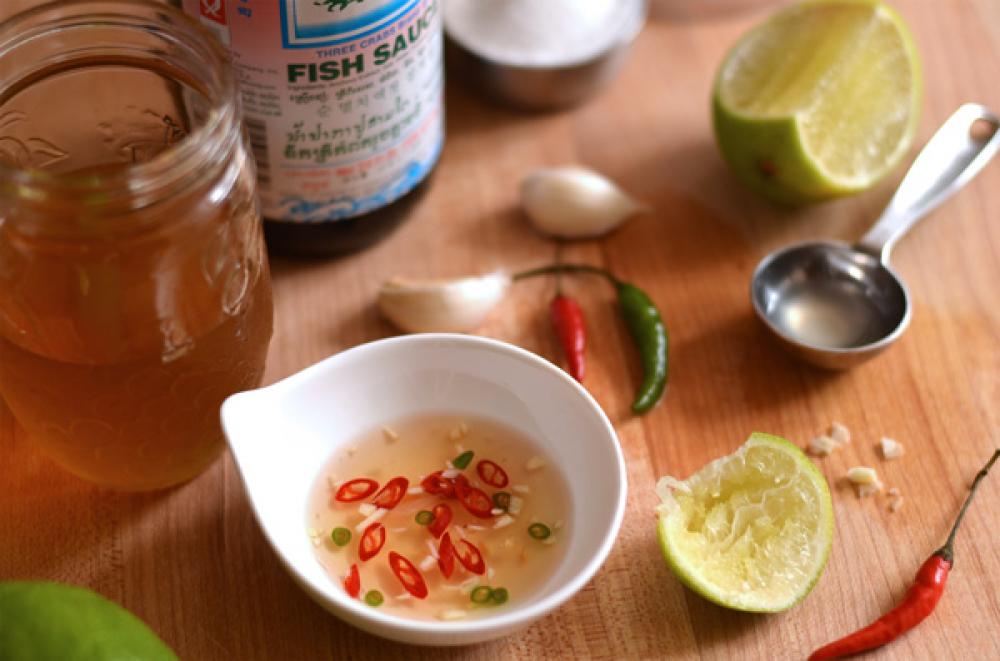 sauce pour nems, nuoc mam